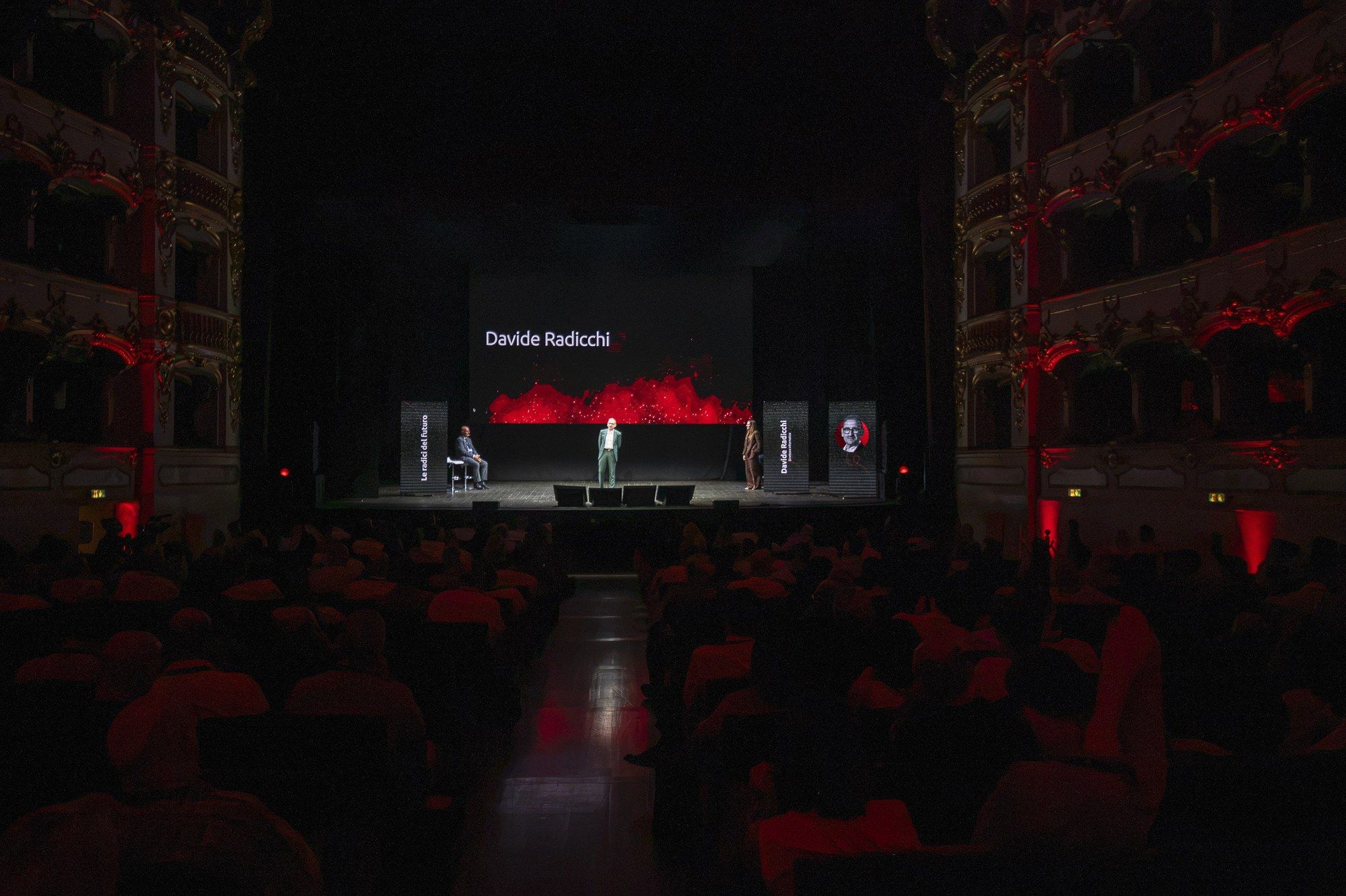 Il teatro durante la Convention Nazionale Pall-Ex Italia